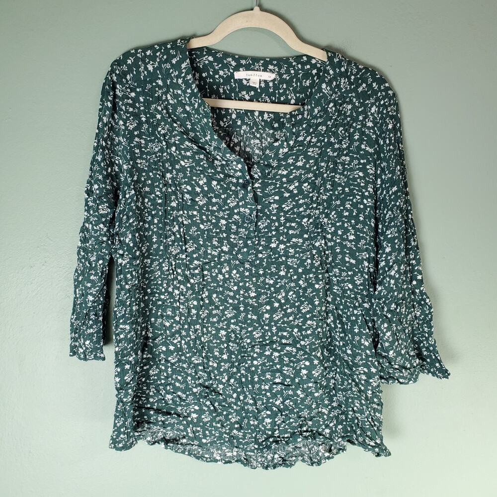 Fun2Fun Womens Green White Floral Kearney Henley V-Neck Blouse Top Size 1X